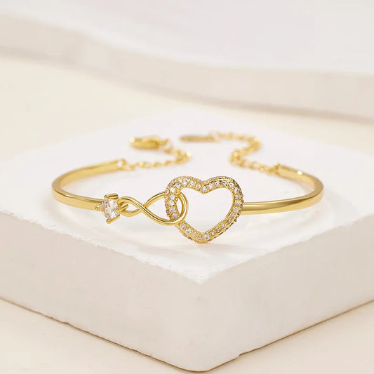 2025 to My Daughter Infinite Symbol Hollow Heart Bracelet with Gift Box for Daughter'S Birthday Party Adult Gifts