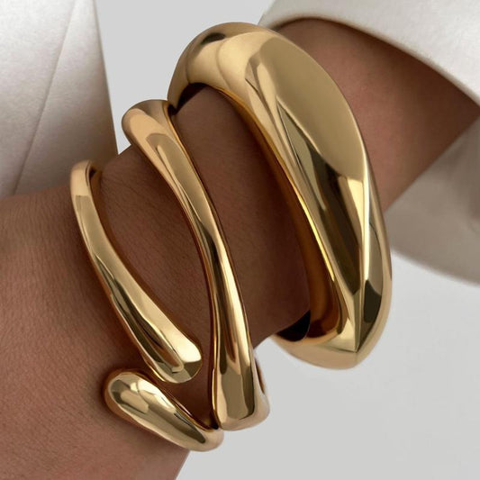 17KM Chunky Gold Bangle Bracelets for Women, 14K Gold Plated Big Stackable Bangles Set, Trendy Cuff Bracelet Stack Fashion Jewelry Gifts,