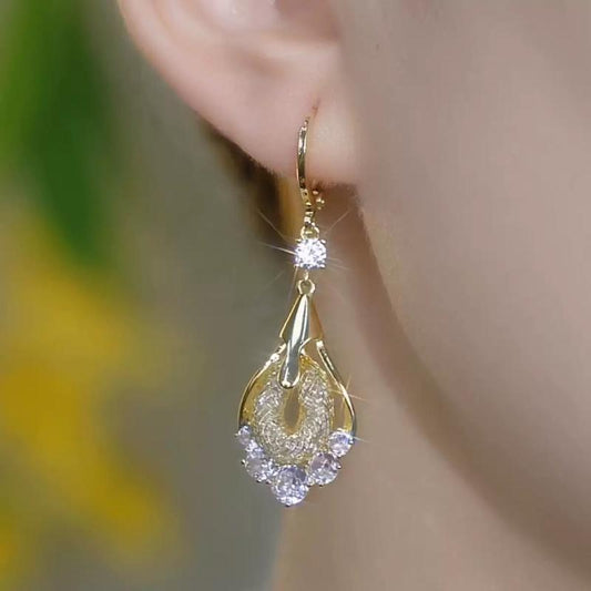 Radiant Gold Mesh Water Drop Earrings - Chic 14K Gold Plated Statement Jewelry for Women