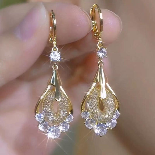 Radiant Gold Mesh Water Drop Earrings - Chic 14K Gold Plated Statement Jewelry for Women