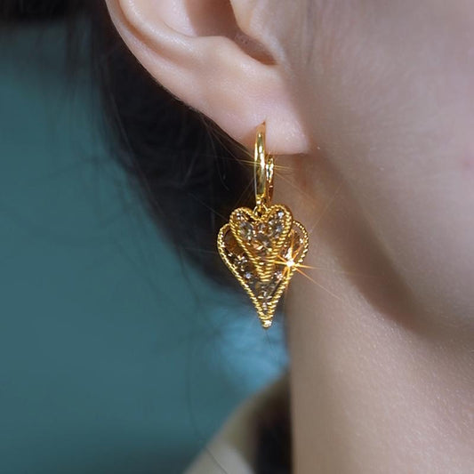 New Gold Double-Heart Earrings for Women, Trendy Layered Design, Elegant and Versatile Style DZEH4657